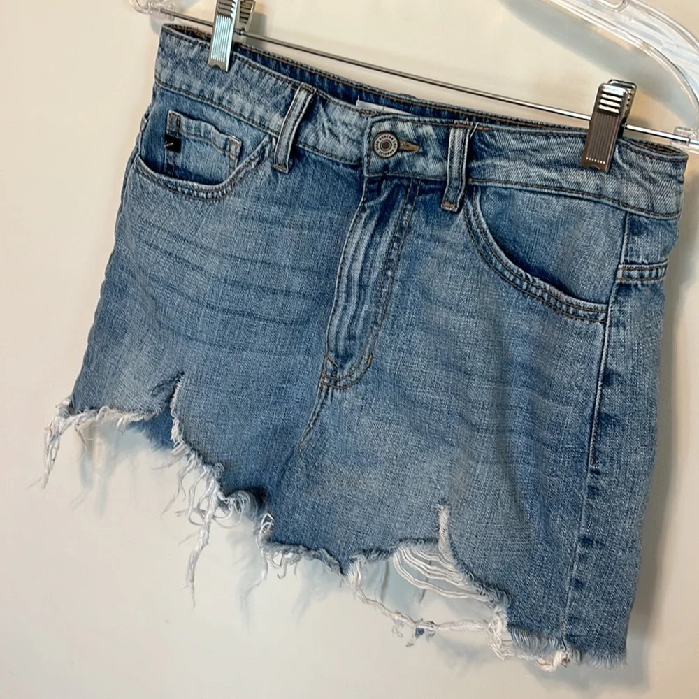 KanCan Women’s Jean Shorts / Size S / Very Good Pre-Owned Condition / Cotton - Picture 3 of 9